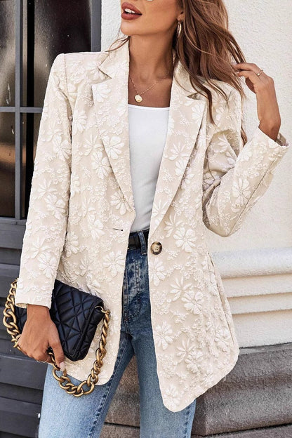 Effortlessly Elegant Garment with a Timeless Design