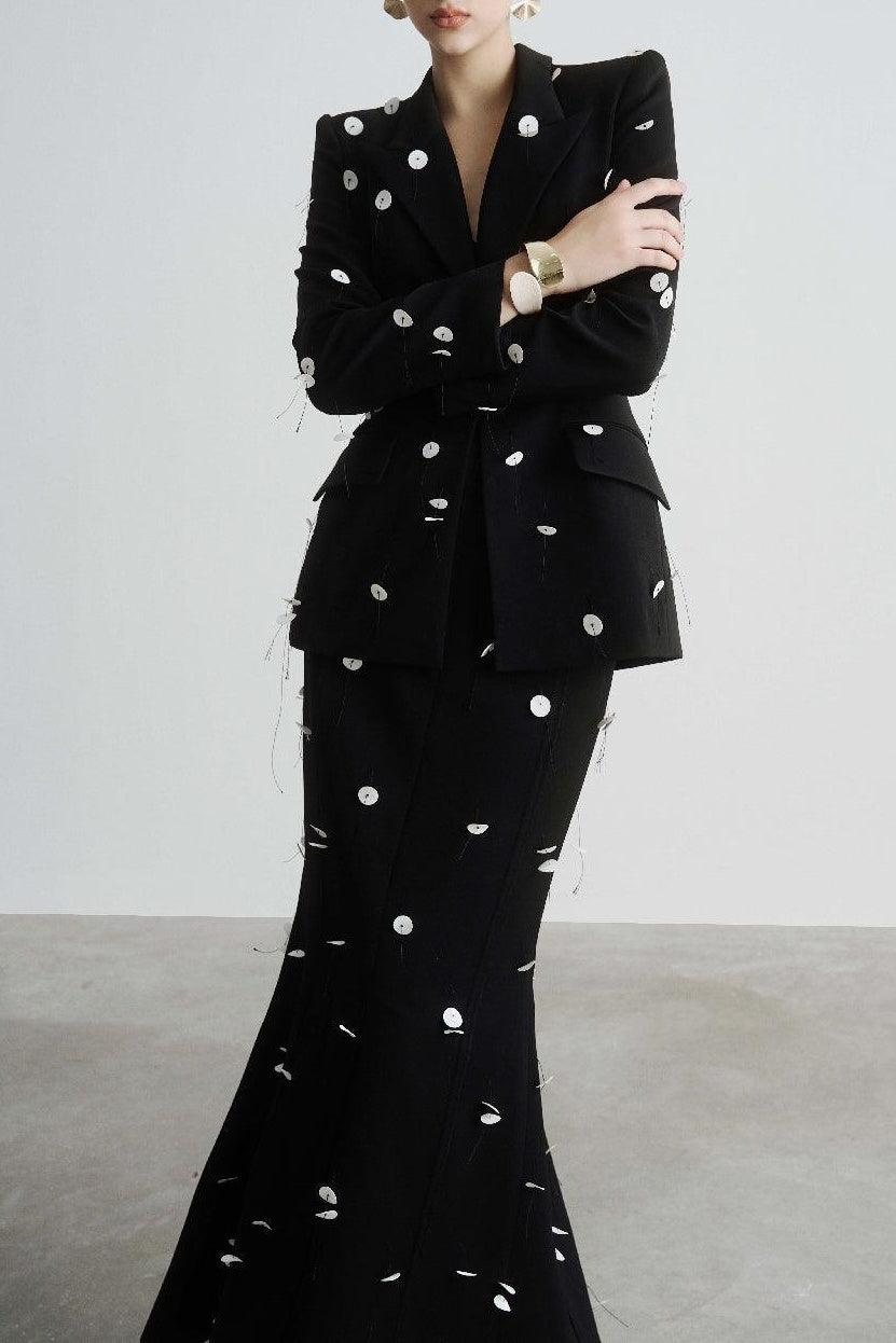 Beautifully Crafted Garment in a Classic Style