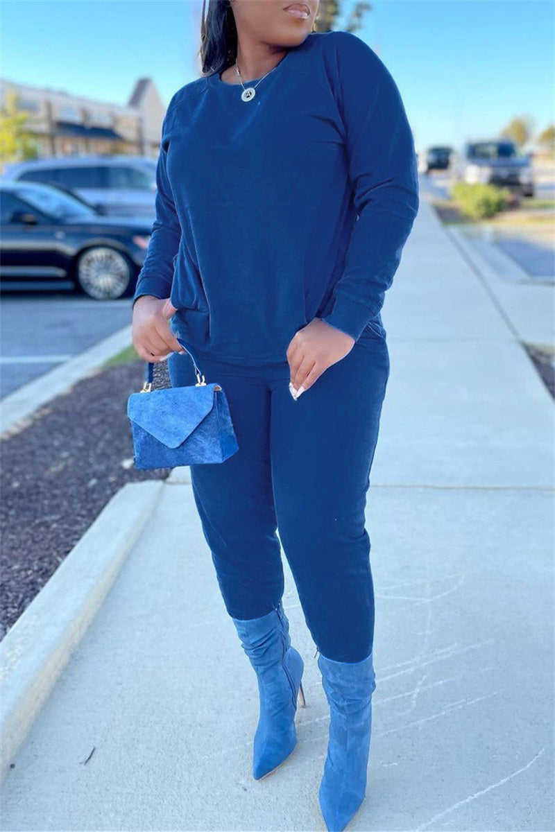 Well Tailored Garment with a Graceful Silhouette