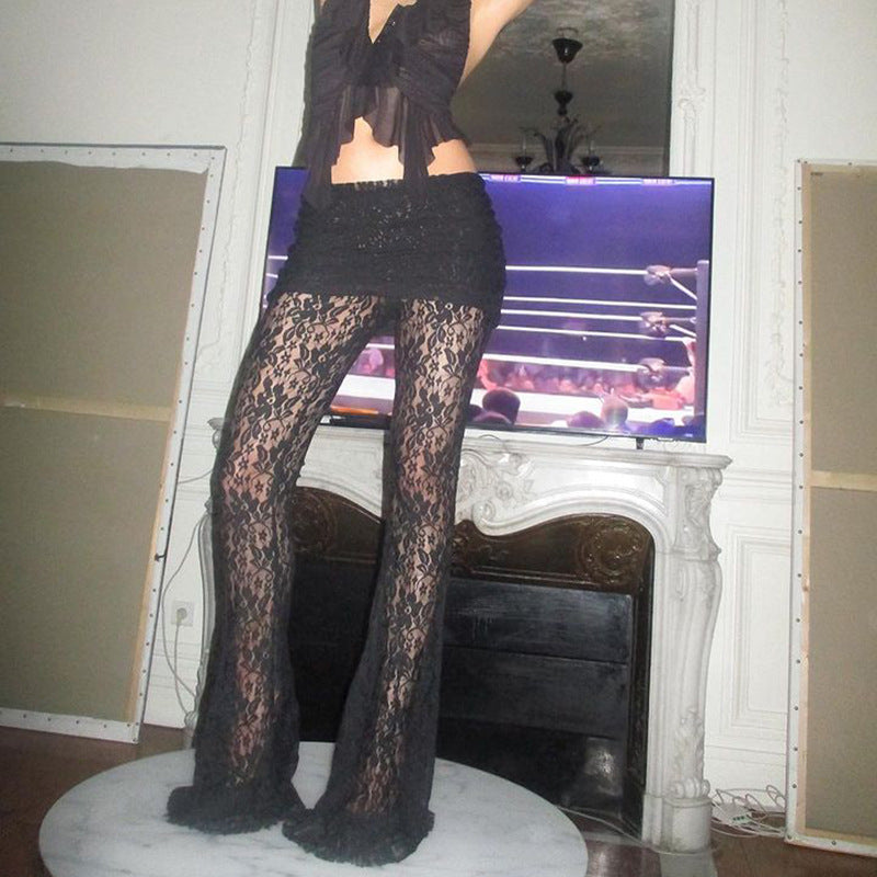 Well Tailored Pants with a Graceful Silhouette