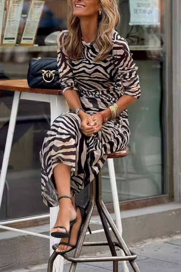 Classic Vintage & Enduringly Stylish Dress