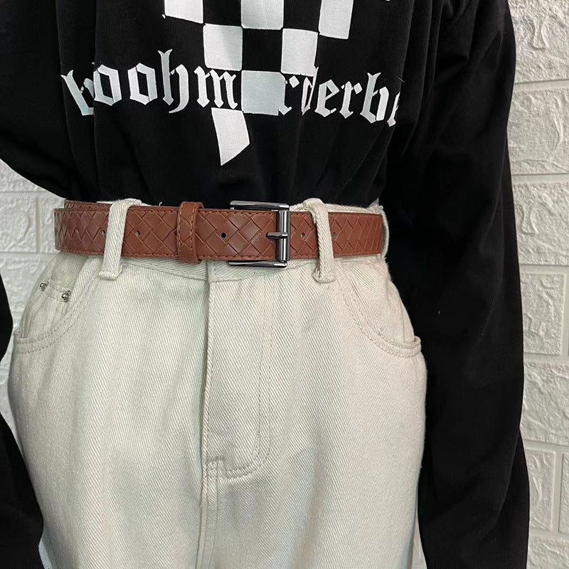 Well Tailored Garment with a Graceful Silhouette