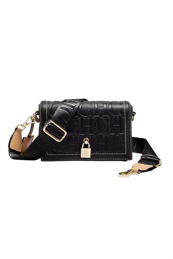 Elegantly Styled Bag for Everyday Wear