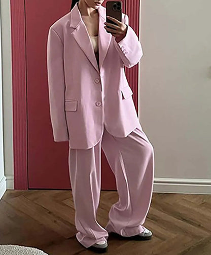 Classic Vintage Trousers with a Flattering Fit