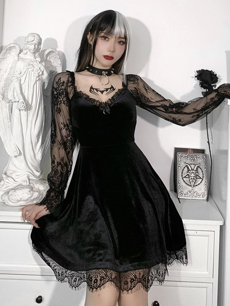 A Vintage Style Dress with Delicate Timeless Details