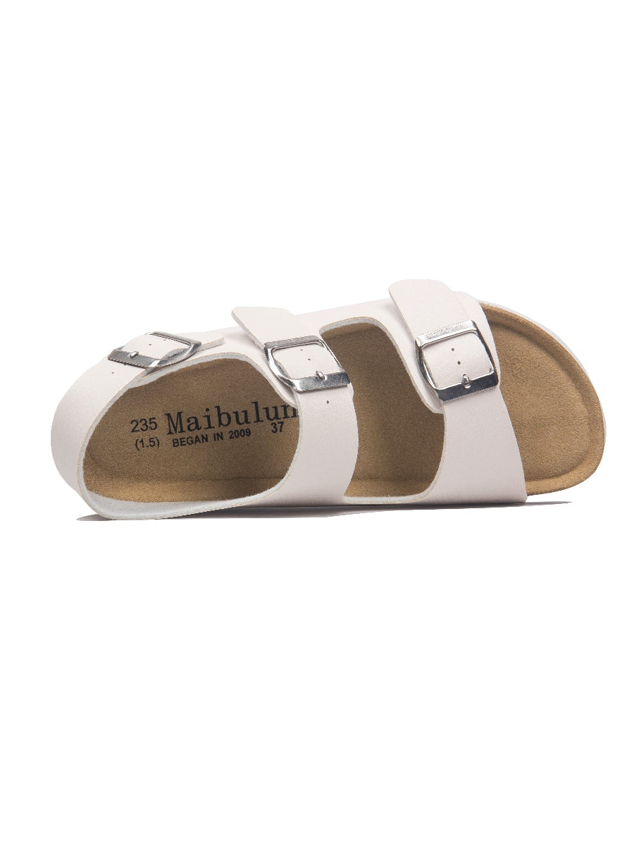 Classic Vintage Sandals with a Flattering Fit