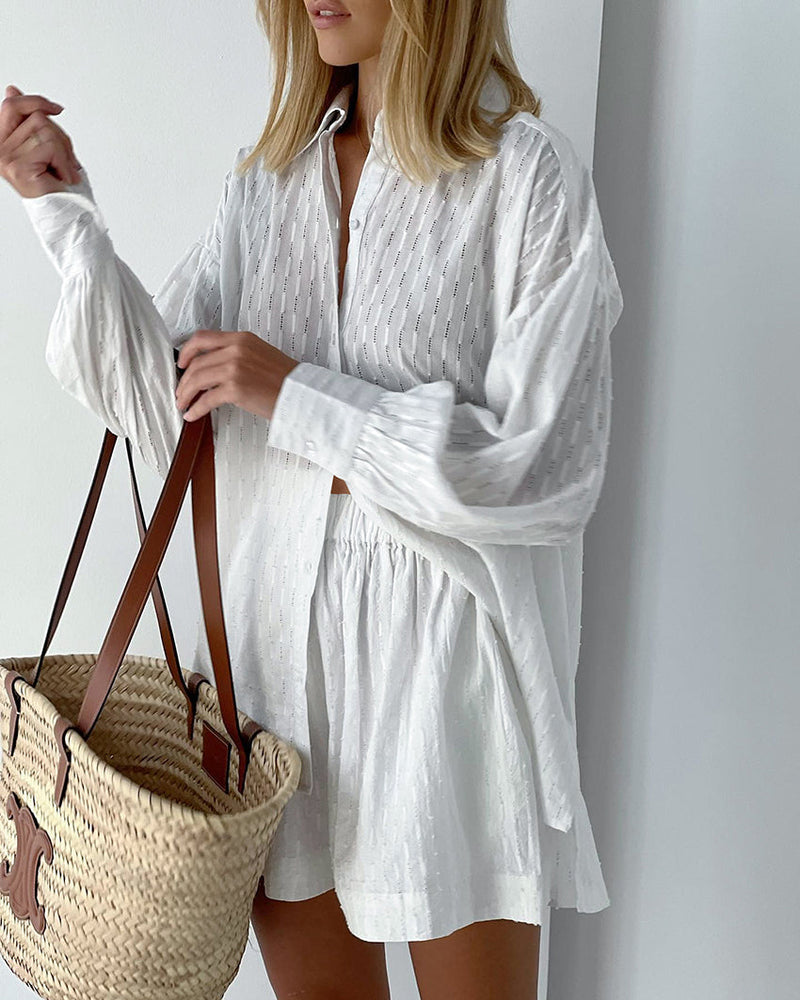 Classic Vintage Shirt with a Flattering Fit
