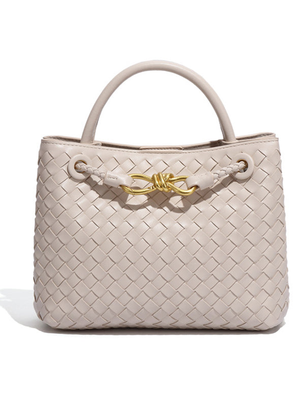 Elegantly Styled Bag for Everyday Wear