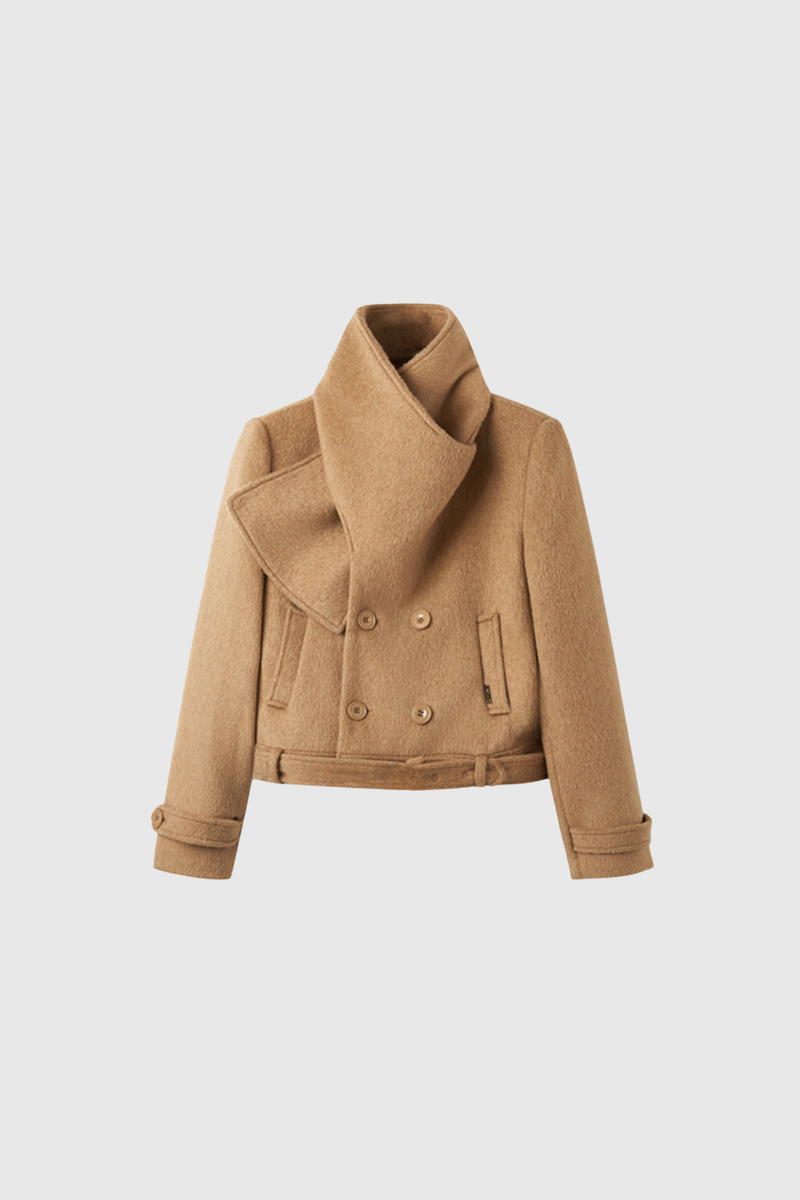Well Tailored Jacket with a Graceful Silhouette