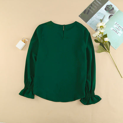 Effortlessly Elegant Pullover with a Timeless Design