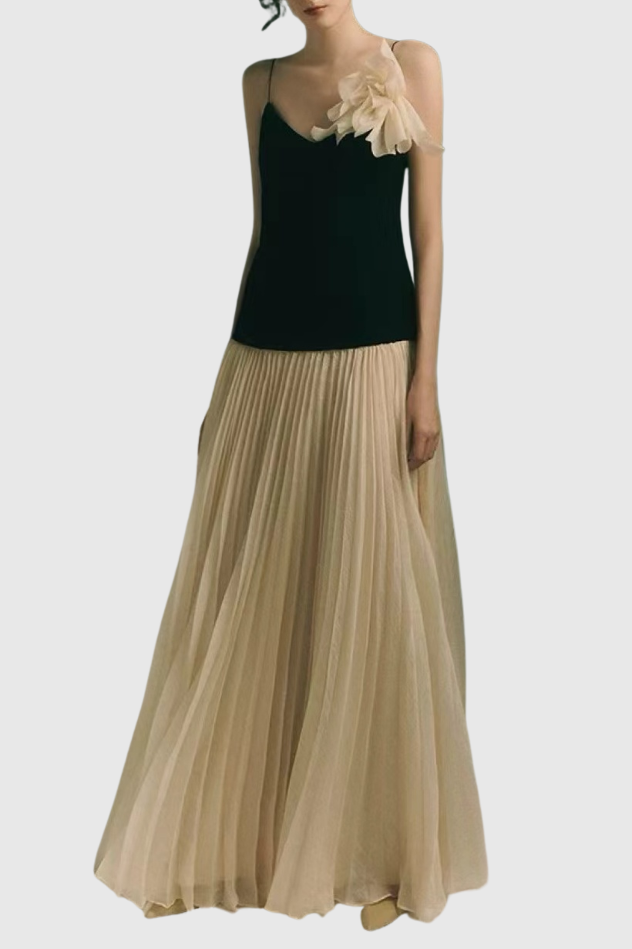 Polished Dress with an Effortless Classic Look
