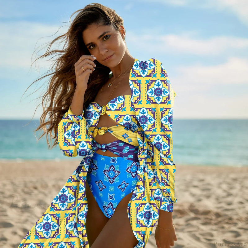 Effortlessly Elegant Swimsuit with a Timeless Design