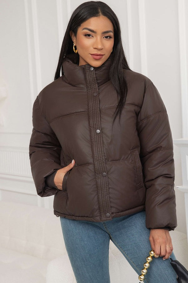 Effortlessly Elegant Jacket with a Timeless Design