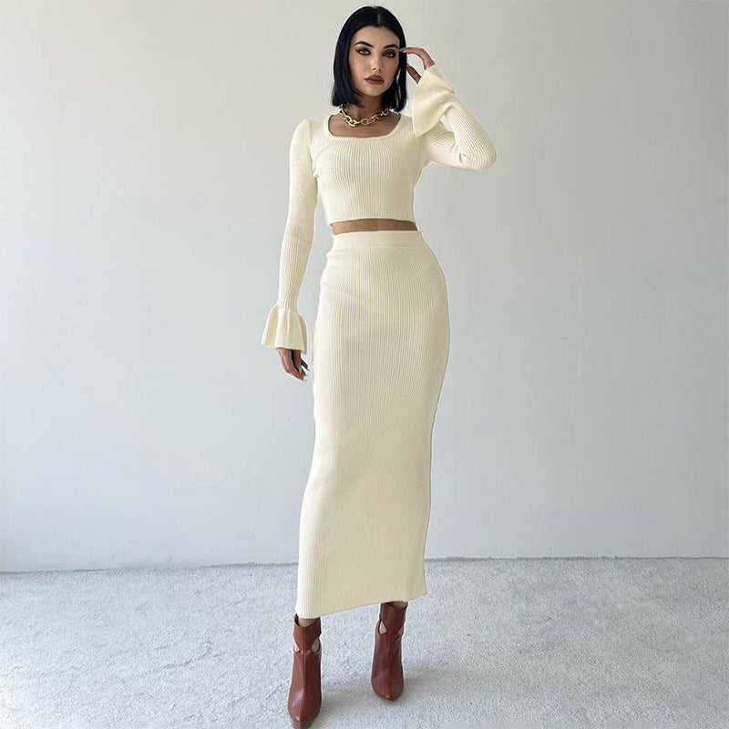 Effortlessly Elegant Garment with a Timeless Design