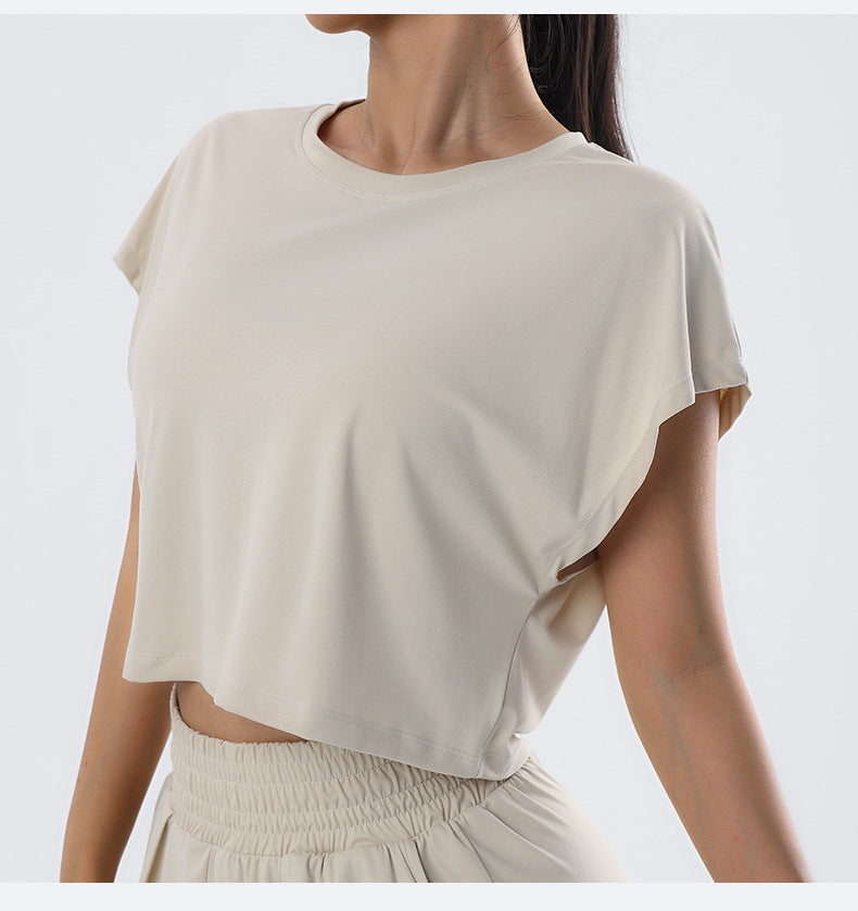 Well Tailored Shirt with a Graceful Silhouette
