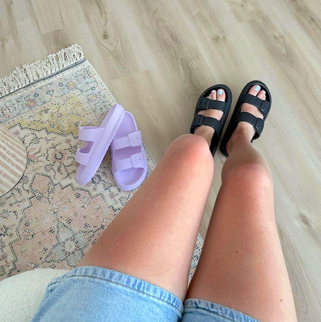 Classic Vintage Sandals with a Flattering Fit