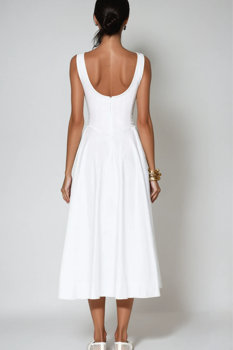 Classic Vintage & Enduringly Stylish Dress
