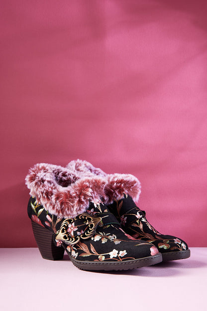Classic Vintage & Enduringly Stylish Boots
