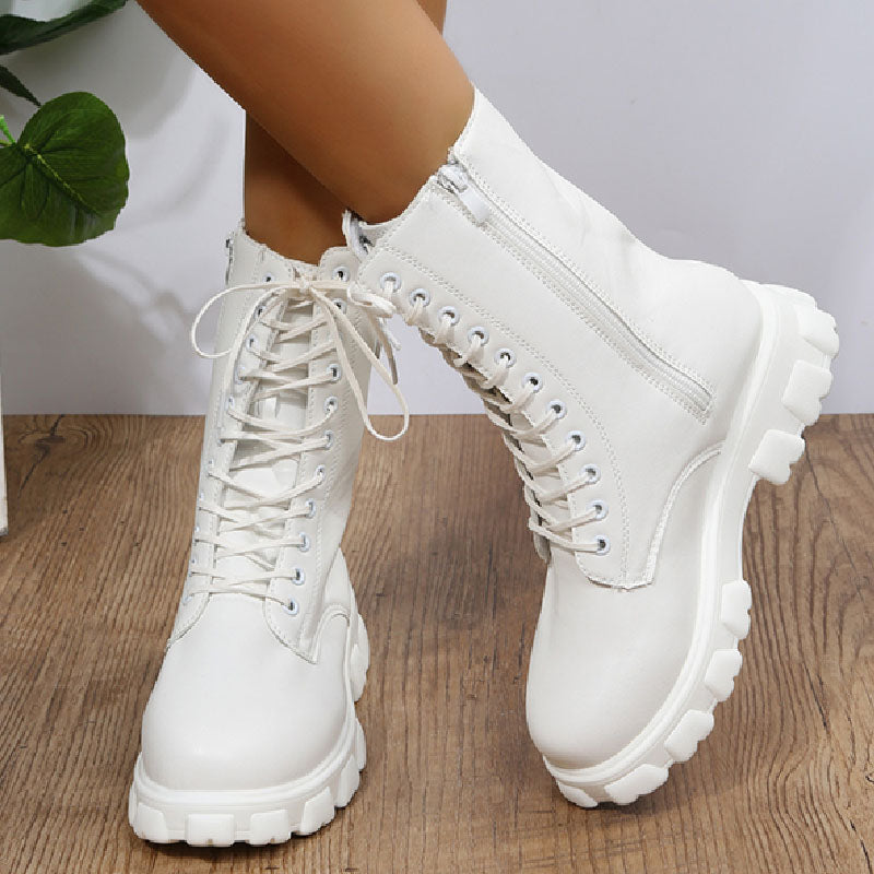 Well Tailored Shoes with a Graceful Silhouette