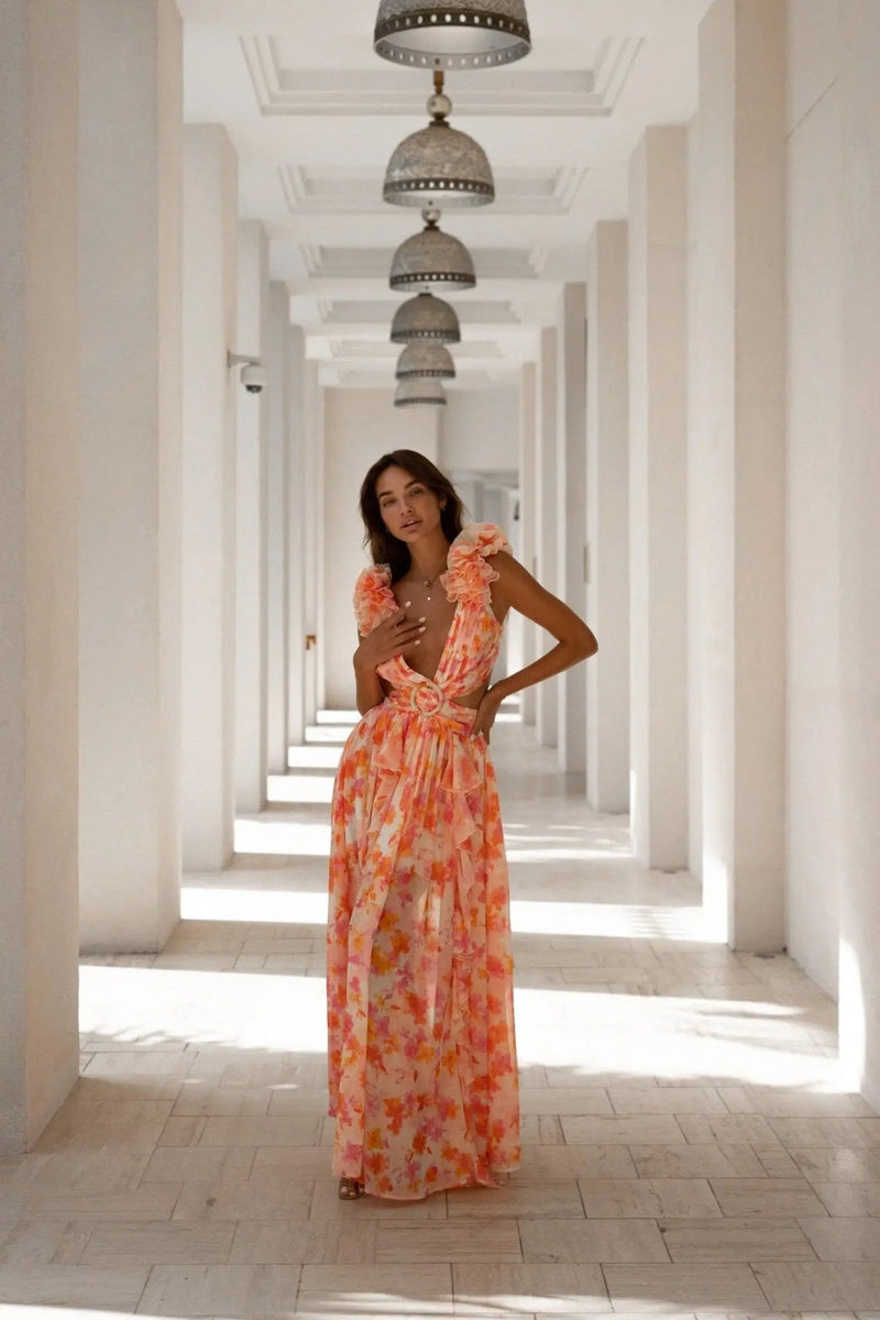 Polished Dress with an Effortless Classic Look