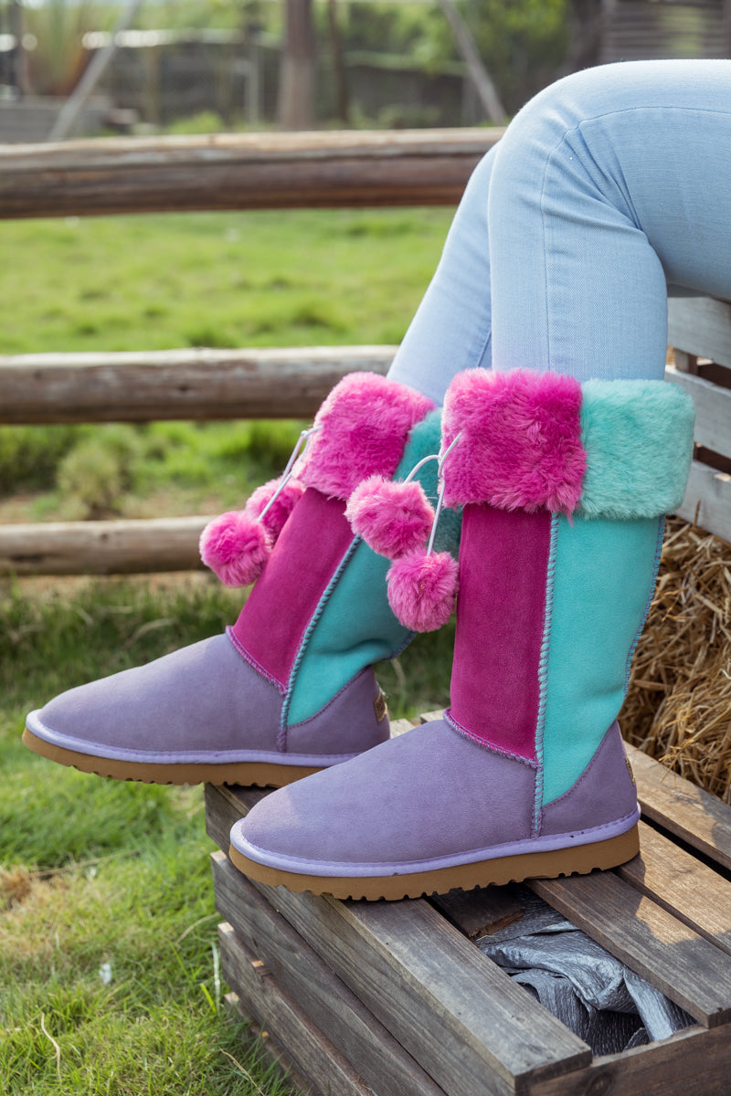 Well Tailored Boots with a Graceful Silhouette