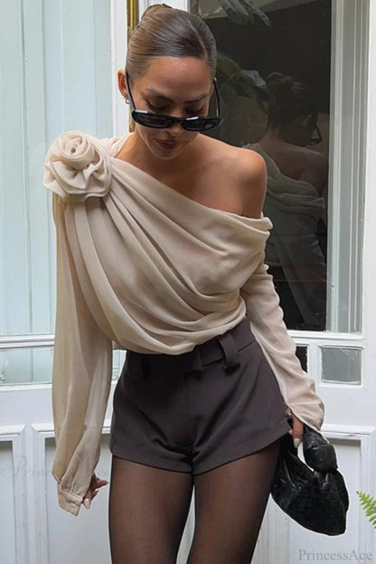 Polished Blouse with an Effortless Classic Look