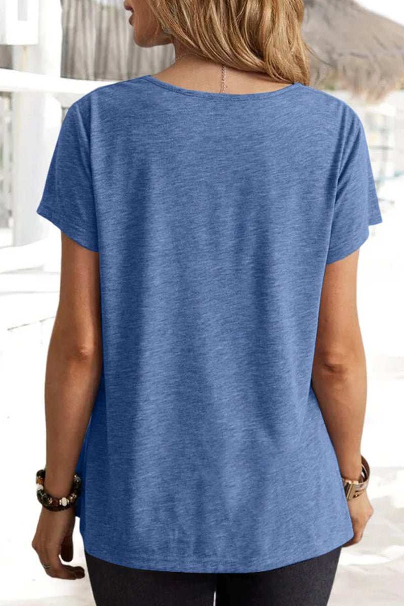 Effortlessly Elegant T-Shirt with a Timeless Design