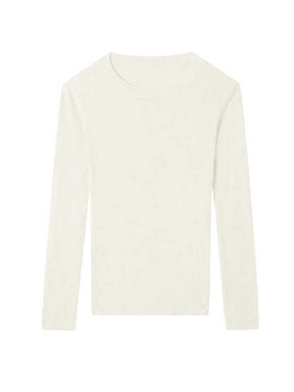 Well Tailored Sweater with a Graceful Silhouette