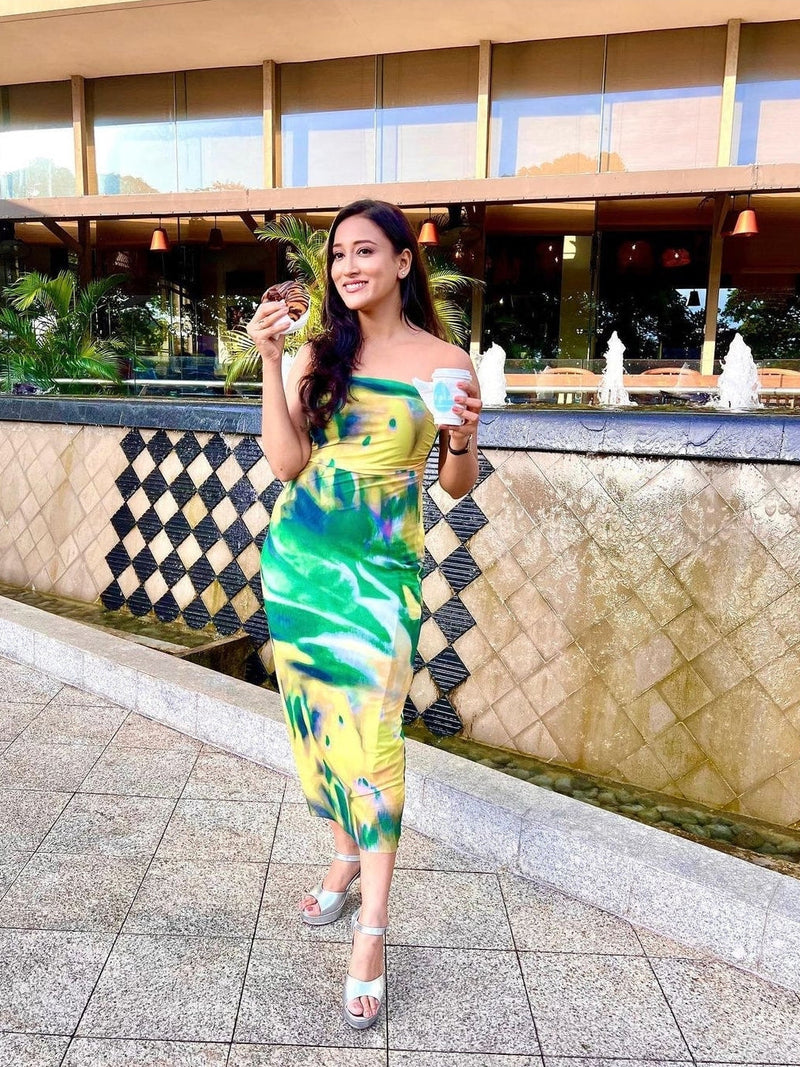 Elegantly Styled Dress for Everyday Wear