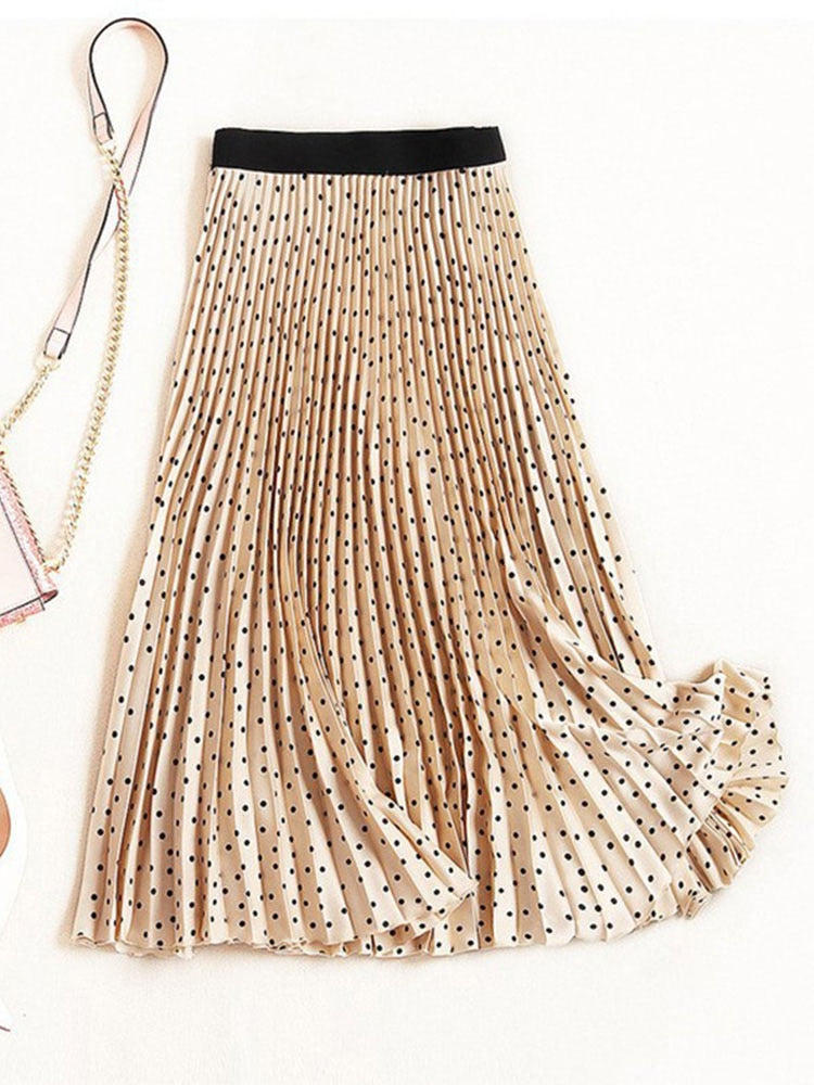 Well Tailored Garment with a Graceful Silhouette