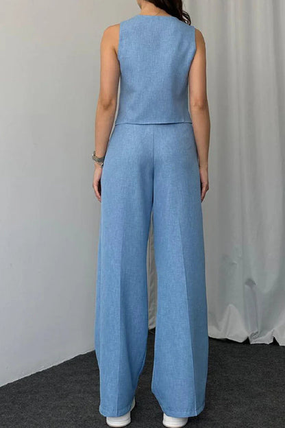 Well Tailored Garment with a Graceful Silhouette