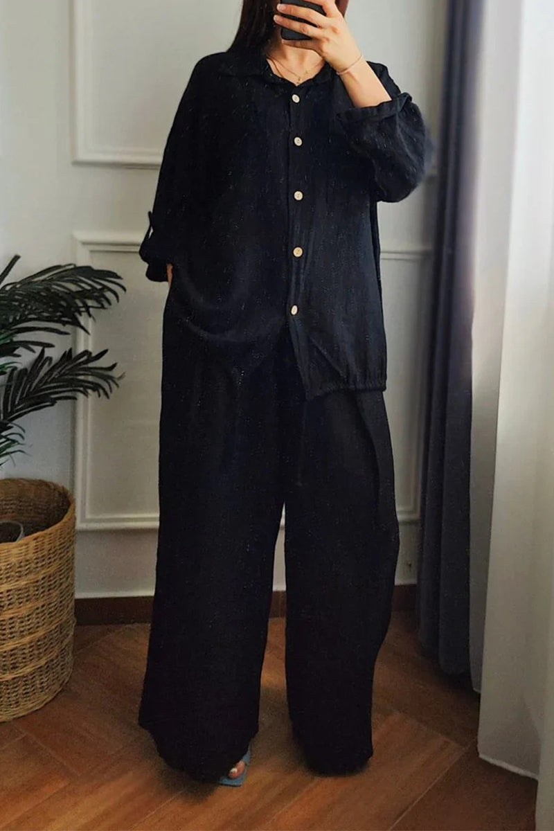 Effortlessly Elegant Garment with a Timeless Design