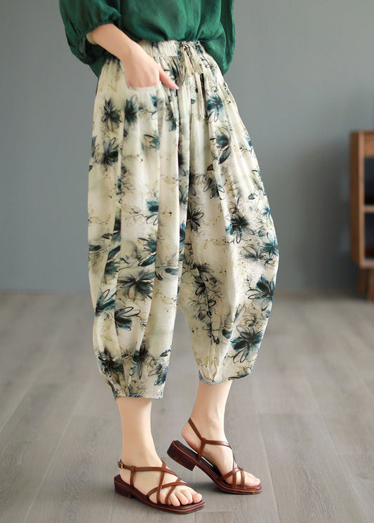 Well Tailored Pants with a Graceful Silhouette