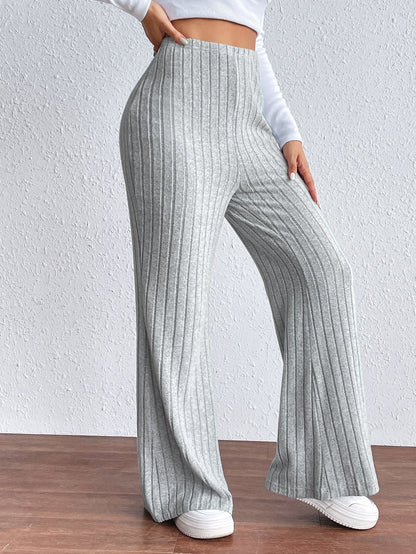 A Vintage Style Trousers with Delicate Timeless Details