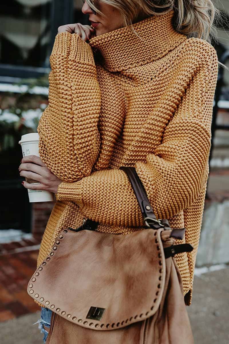 Effortlessly Elegant Sweater with a Timeless Design