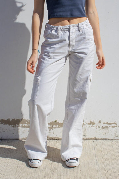 Effortlessly Elegant Garment with a Timeless Design