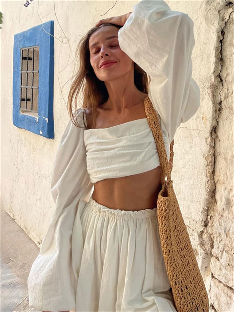 Beautifully Finished Top in a Timeless Design