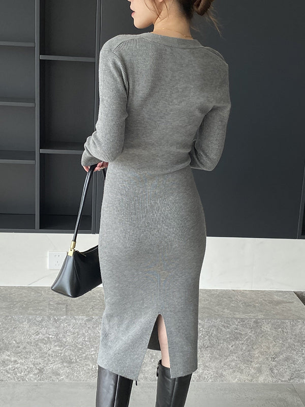 Classic Vintage Sweater with a Flattering Fit