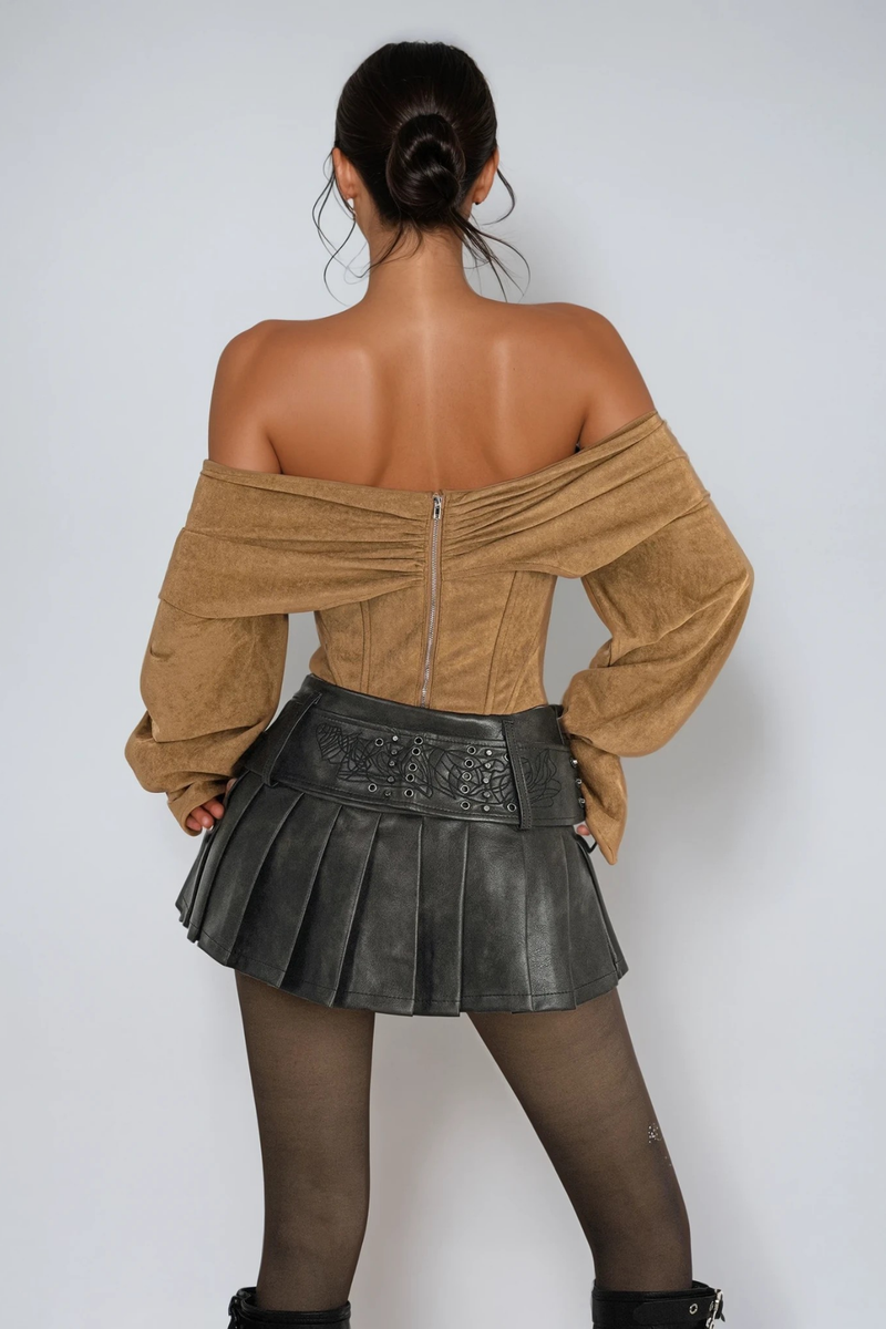 A Vintage Style Top with Delicate Timeless Details