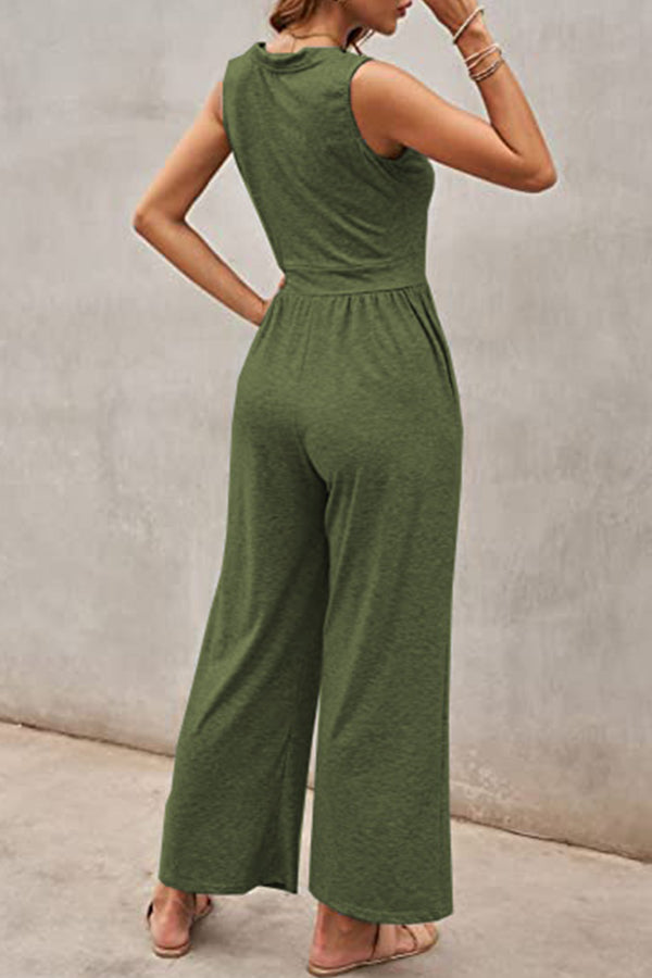 Effortlessly Elegant Trousers with a Timeless Design