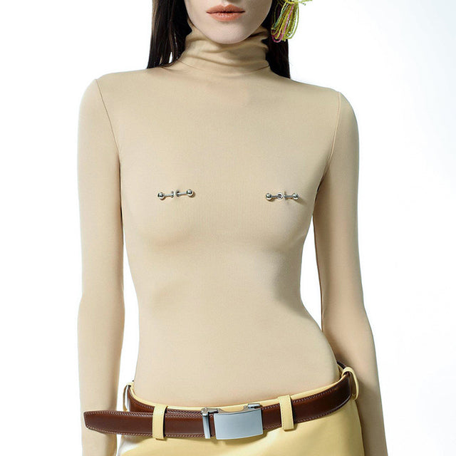 Well Tailored Blouse with a Graceful Silhouette