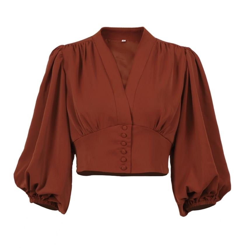 Sophisticated Blouse with a Clean Classic Look