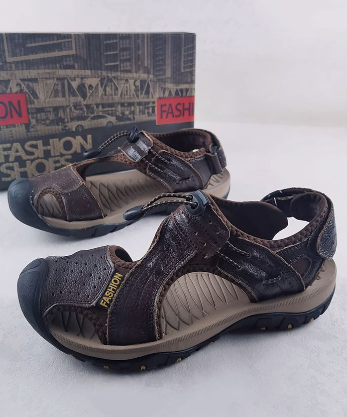 Effortlessly Elegant Sandals with a Timeless Design