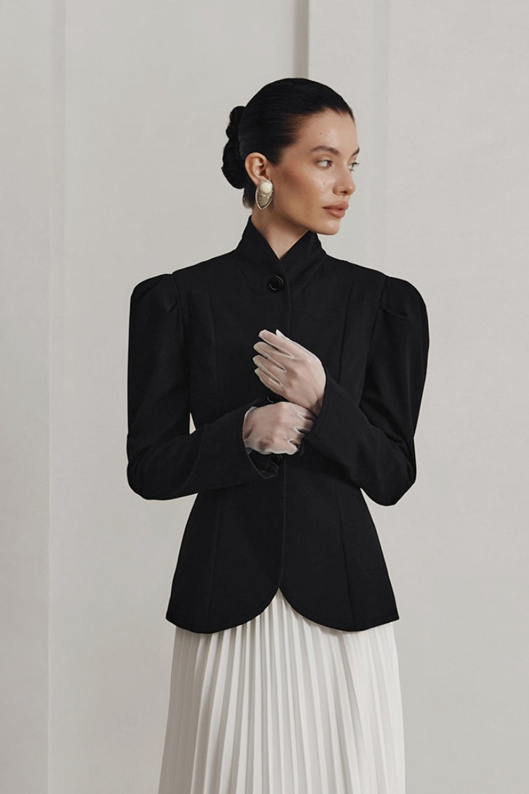 Beautifully Finished Garment in a Timeless Design