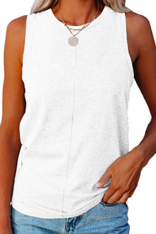 Well Tailored Top with a Graceful Silhouette