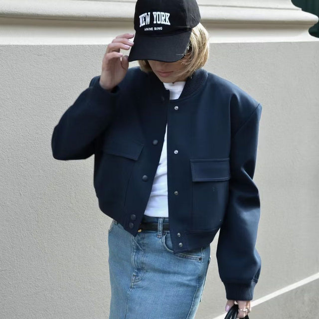 Polished Jacket with an Effortless Classic Look