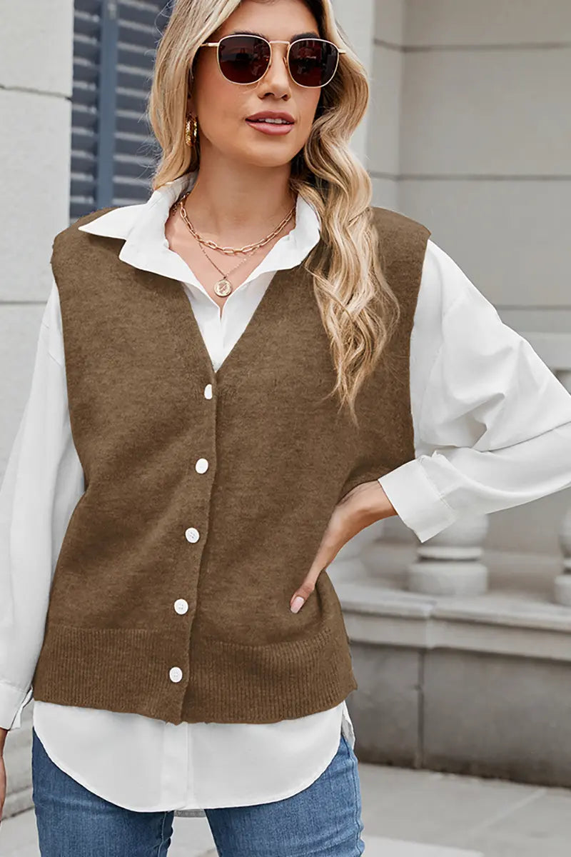 Well Tailored Sweater with a Graceful Silhouette