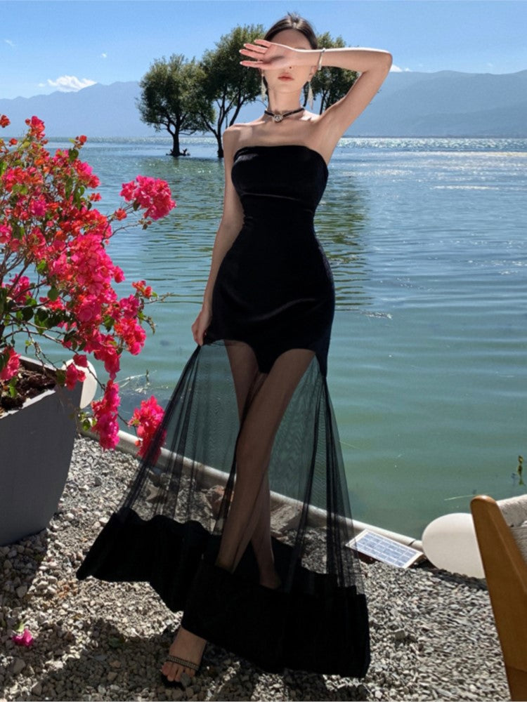 Beautifully Crafted Dress in a Classic Style