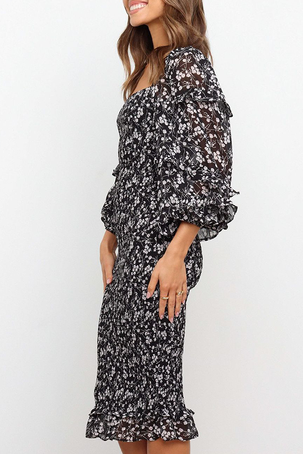 Sophisticated Dress with a Clean Classic Look