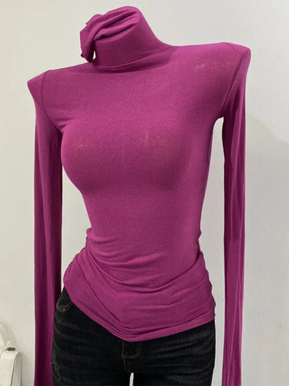 Well Tailored T-Shirt with a Graceful Silhouette